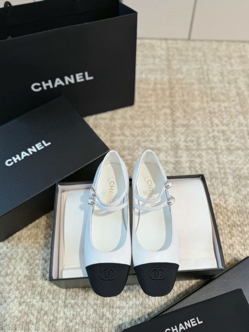 Chanel Low Shoes